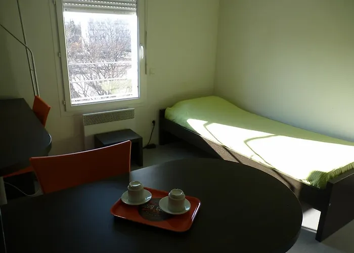 アパートホテル Parc Arena