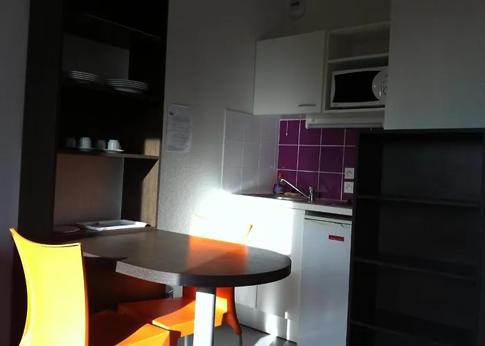 Parc Arena アパートホテル 2*