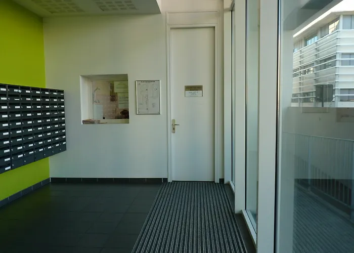 Parc Arena 2* ニーム